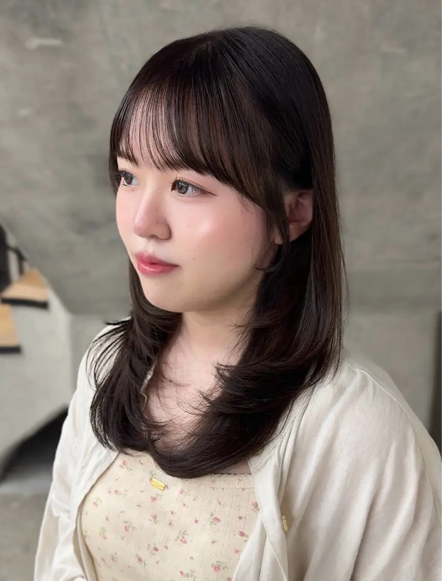 セミロング カラー ヘアカラー 小野寺 彩圭のヘアスタイル