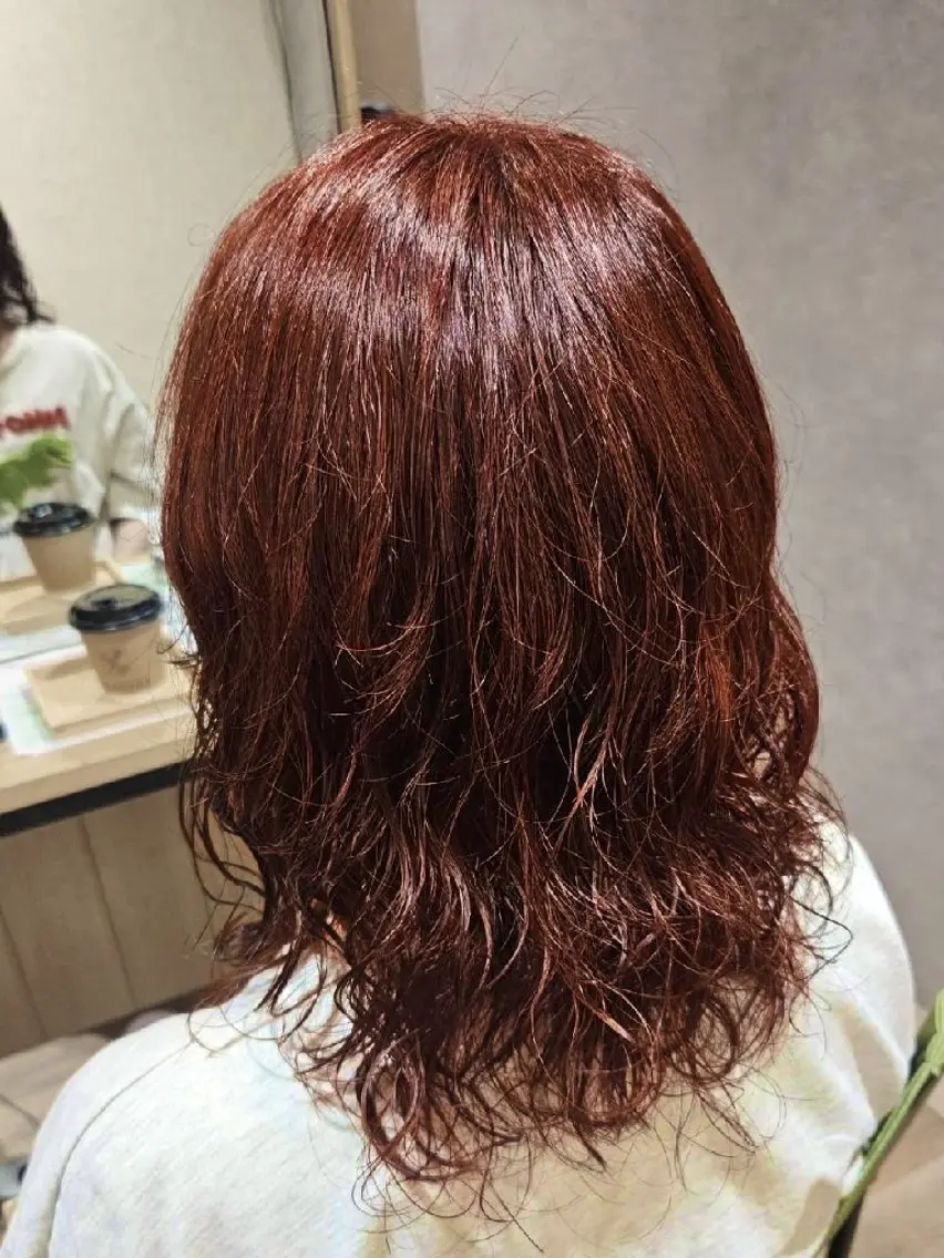 セミロング カラー ヘアカラー トリートメント Miuri/ミユリ 柔らかい雰囲気ヘアのヘアスタイル