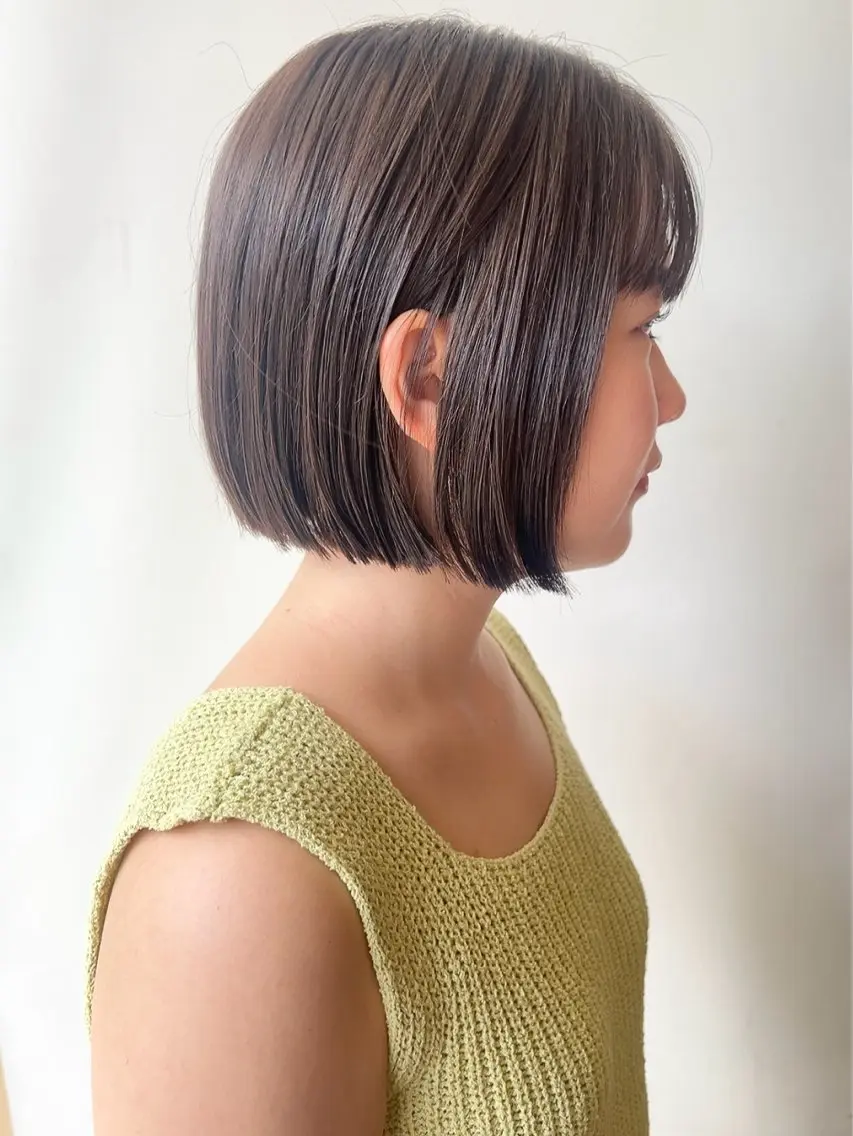 ショート 切りっぱなしボブ ボブ 松岡彩華 ボブ /グレージュのヘアスタイル