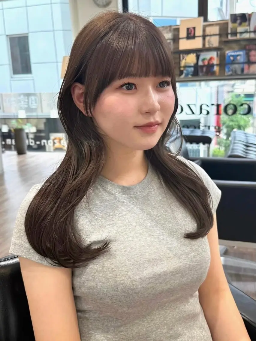ロング カラー Minami Yuiのヘアスタイル