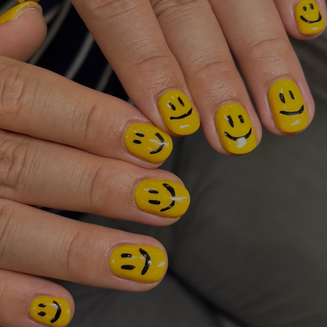 ネイル ハンドネイル フットネイル nao. | nailartistのネイルデザイン
