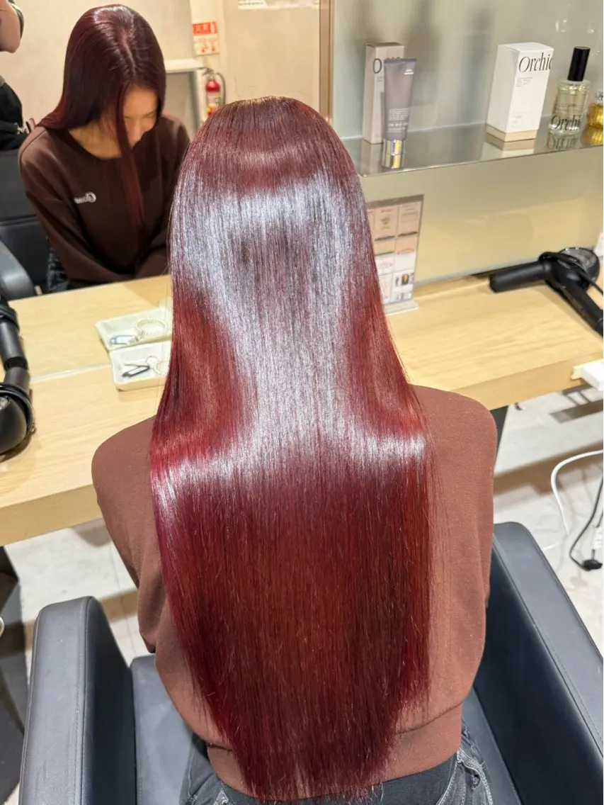 ロング カラー 石崎 真維のヘアスタイル