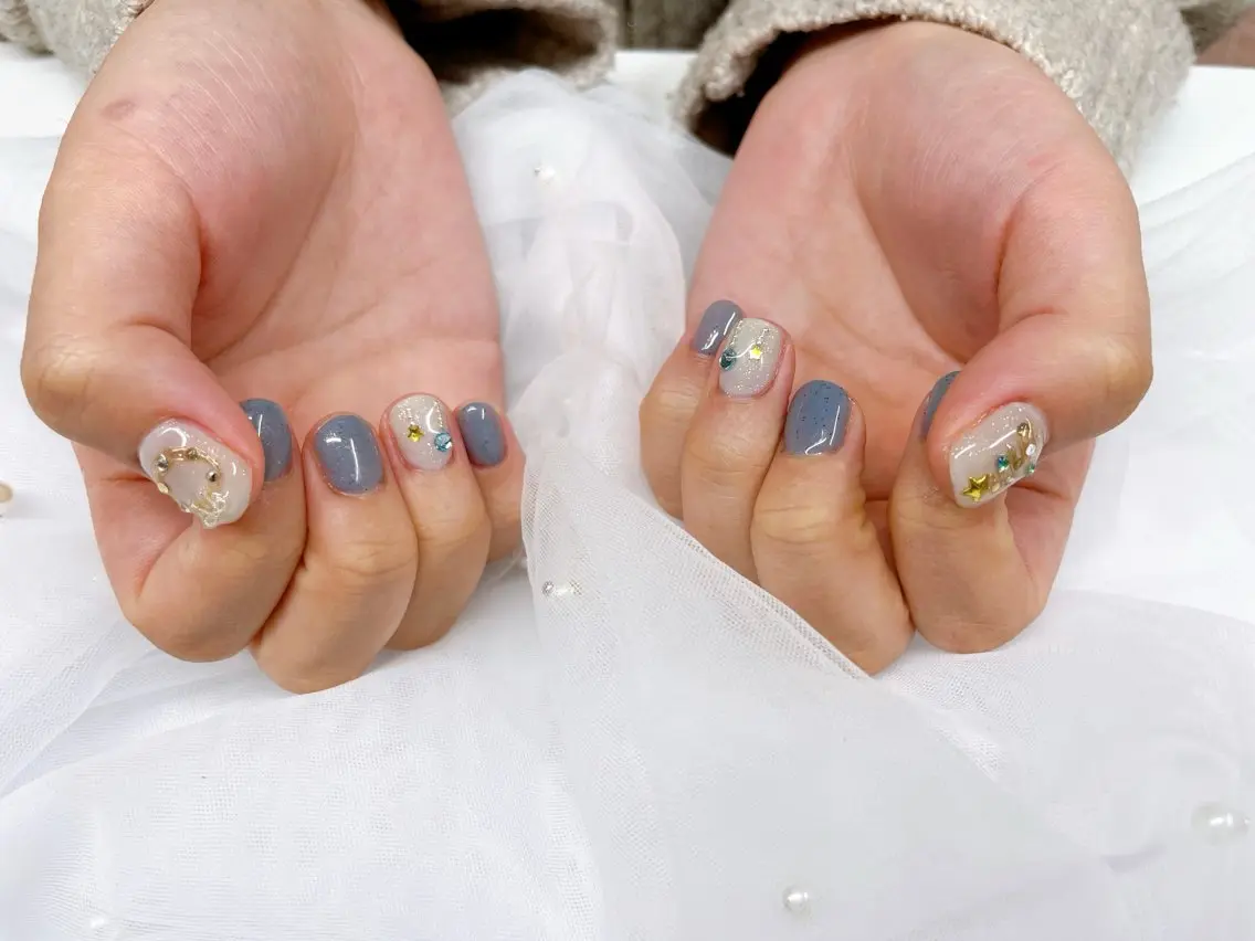 ネイル 冬ネイル クリスマス ハンドネイル ネイルサロン キュアリーネのネイルデザイン