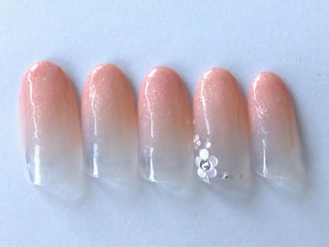 ネイル 💗🪽Tiary Nail🪽💗のネイルデザイン