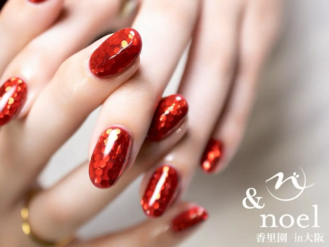 ネイル ボルドー ホログラムネイル 赤色 バレンタイン 冬ネイル ハンドネイル Nailsalon &Noelのネイルデザイン