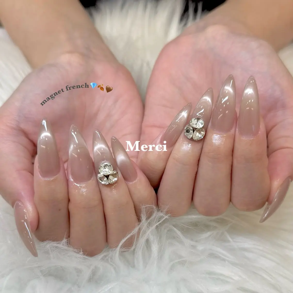 ネイル ハンドネイル Merci momoのネイルデザイン
