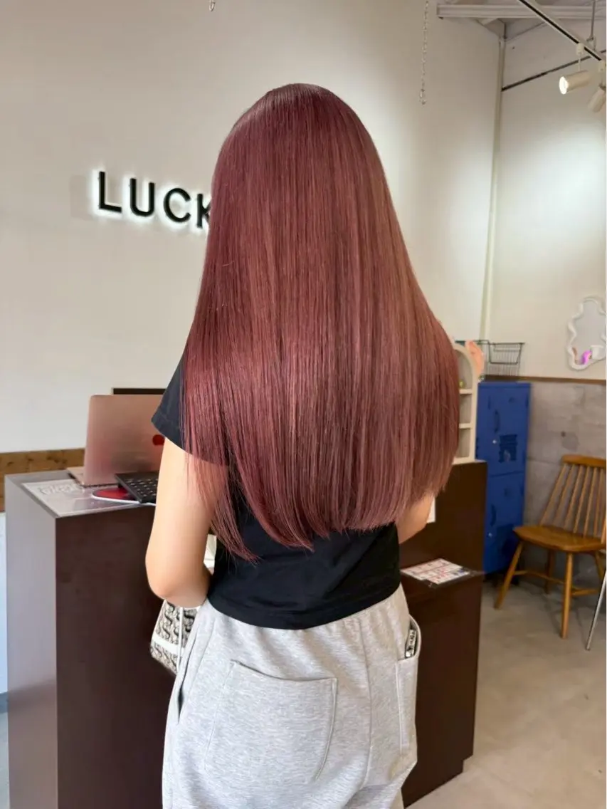 ロング カラー LUCK ユナのヘアスタイル