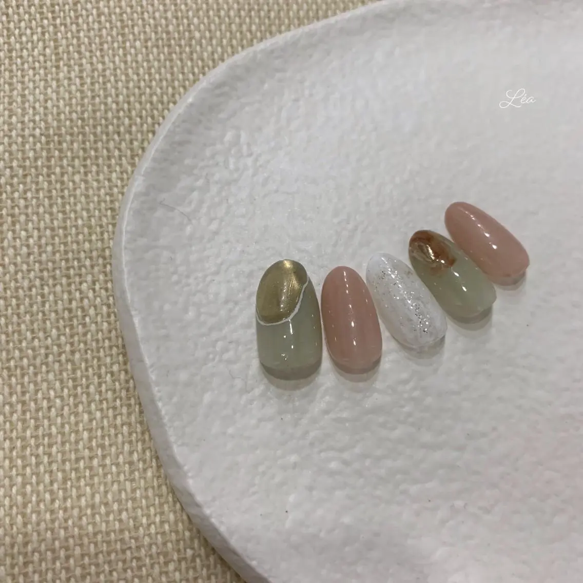 ネイル ジェルネイル パラジェル Léa nailのネイルデザイン