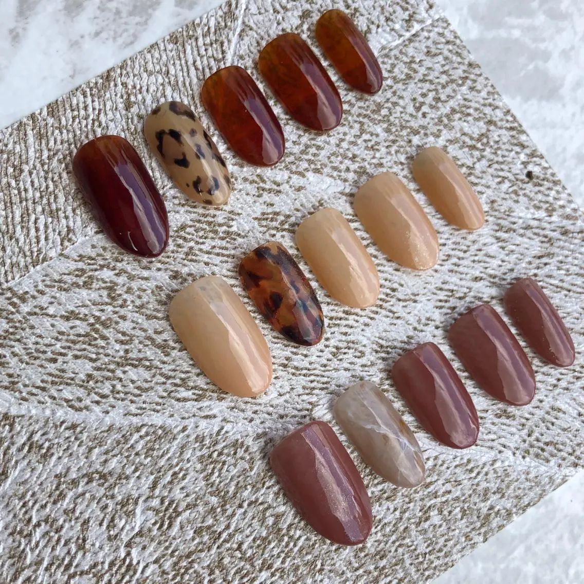 ネイル アートネイル オフィスネイル ワンカラーネイル シンプルネイル thrush nailsのネイルデザイン