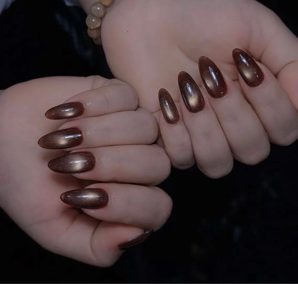 ネイル アートネイル ボルドー フレンチネイル ジェルネイル 氷ネイル・うるうるネイル ハンドネイル Julie Nail Rinのネイルデザイン