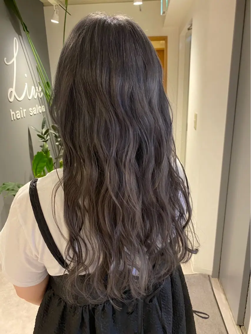 ロング カラー グレージュ ハイトーンカラー ハイトーングレージュ 🫧小林 加奈🫧のヘアスタイル