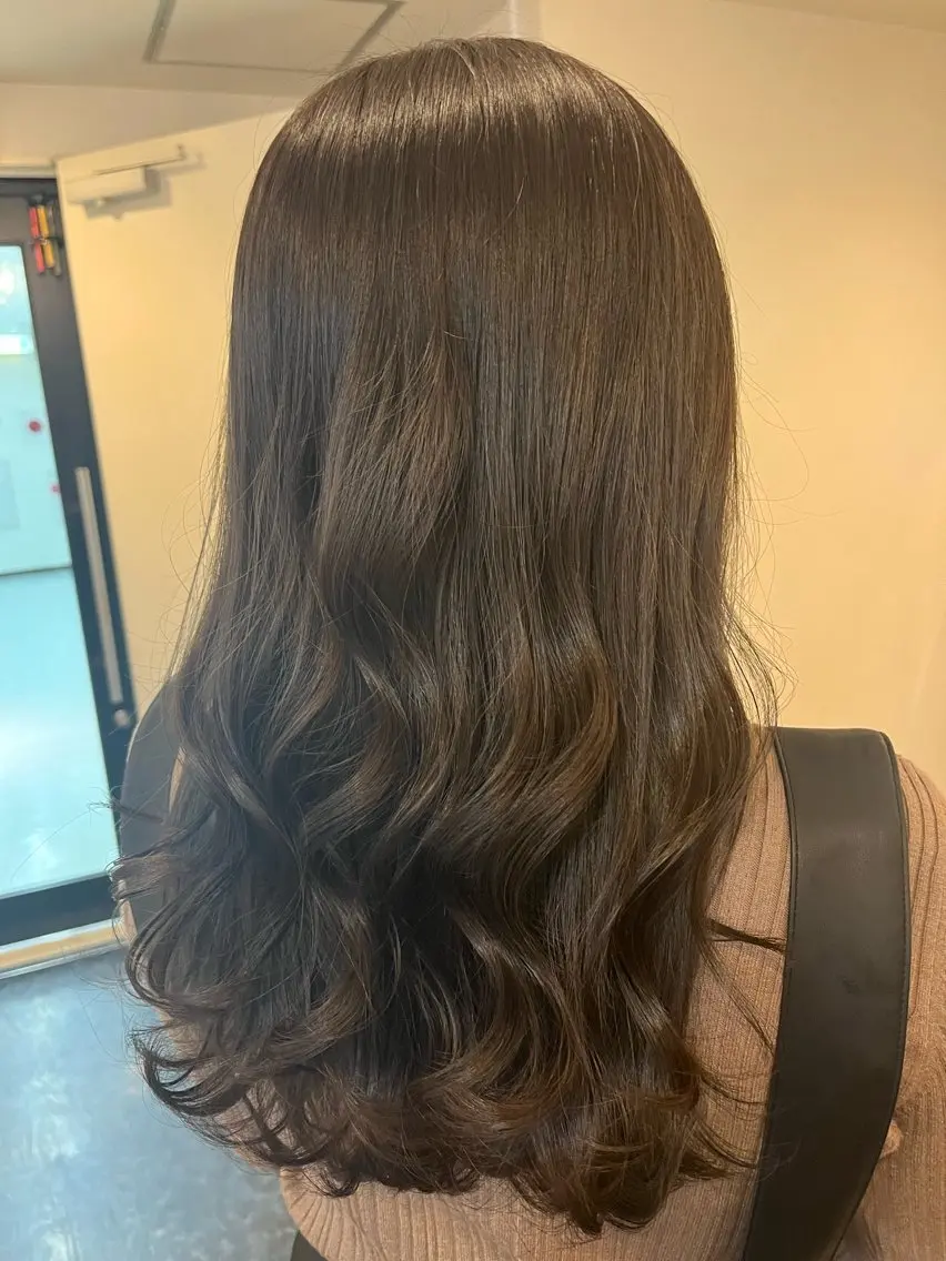 カラー Itsuki .のヘアスタイル