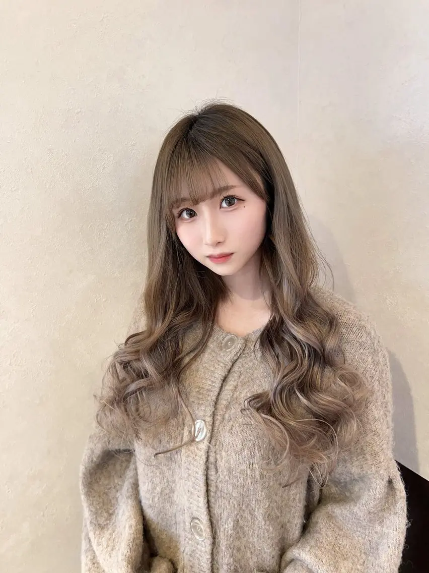 カラー 🖤複雑履歴ブリーチ Mizuki 🖤のヘアスタイル