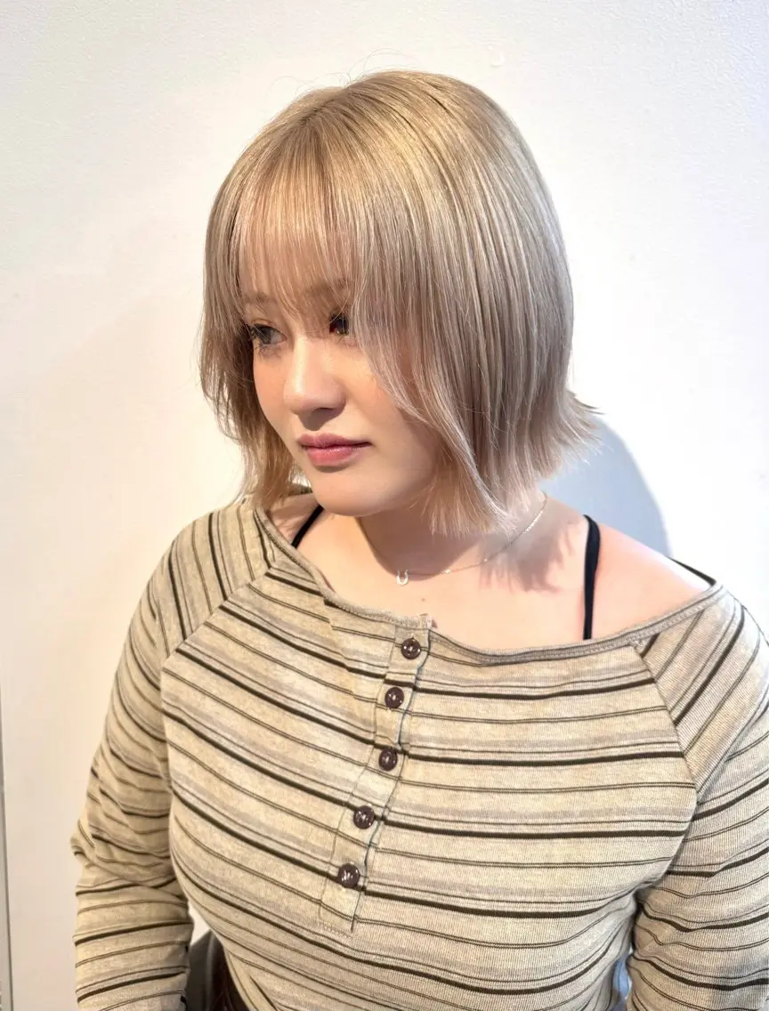 ミディアム カラー ヘアカラー レイヤー/ハイトーン 梅田中崎町/あかりのヘアスタイル