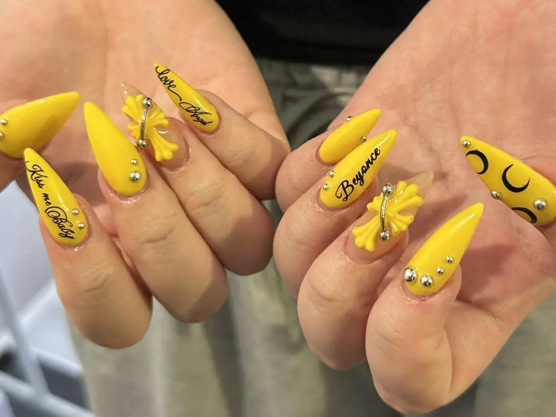 ネイル 長さ出し グラデーション 卒業式 キラキラネイル マグネットネイル YUNA Belle Nail 池袋のネイルデザイン