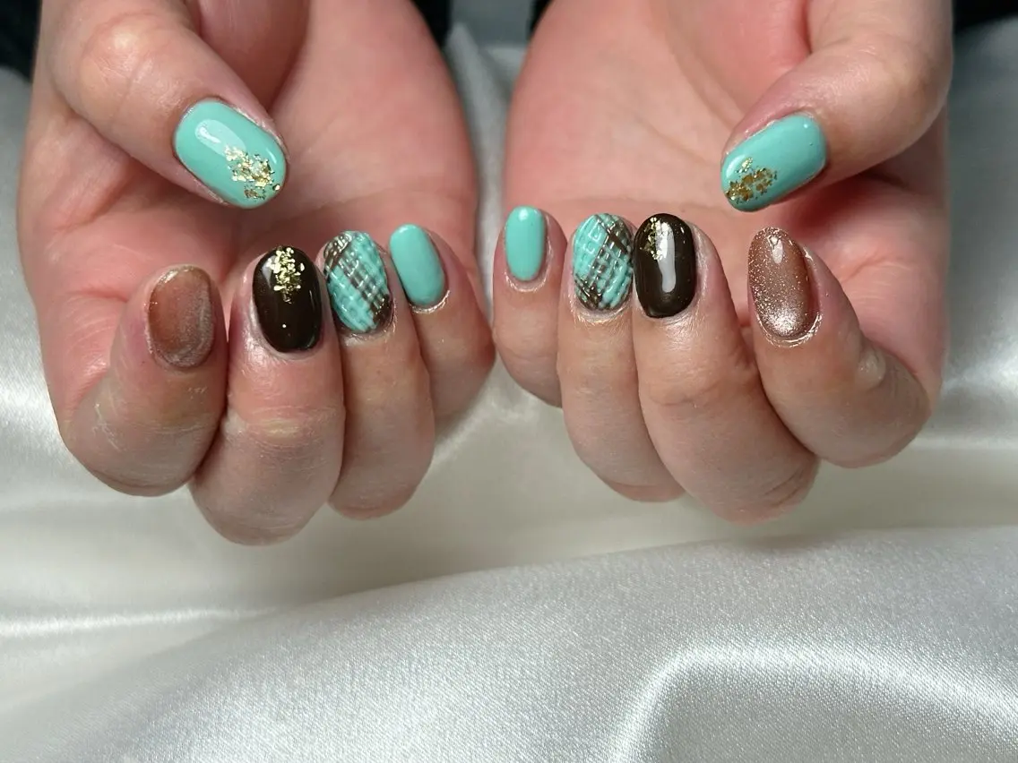ネイル オーロラネイル フットネイル フレンチネイル ジェルネイル ハート kiki nail たまプラーザのネイルデザイン