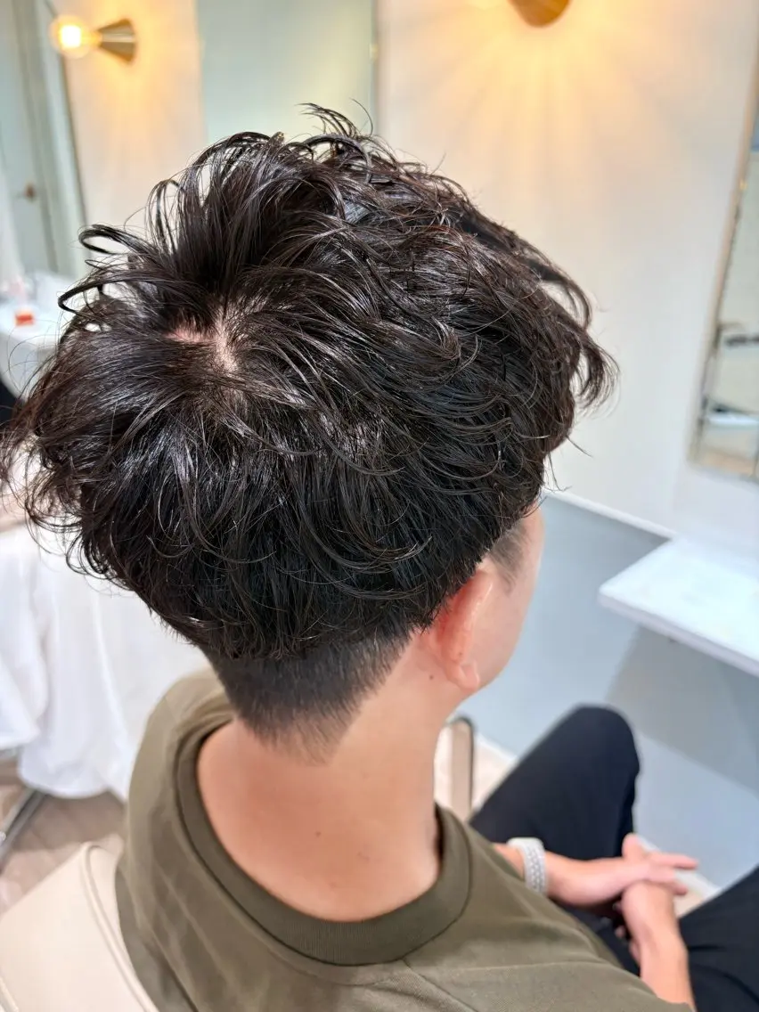パーマ メンズ 舩坂 友賀のヘアスタイル
