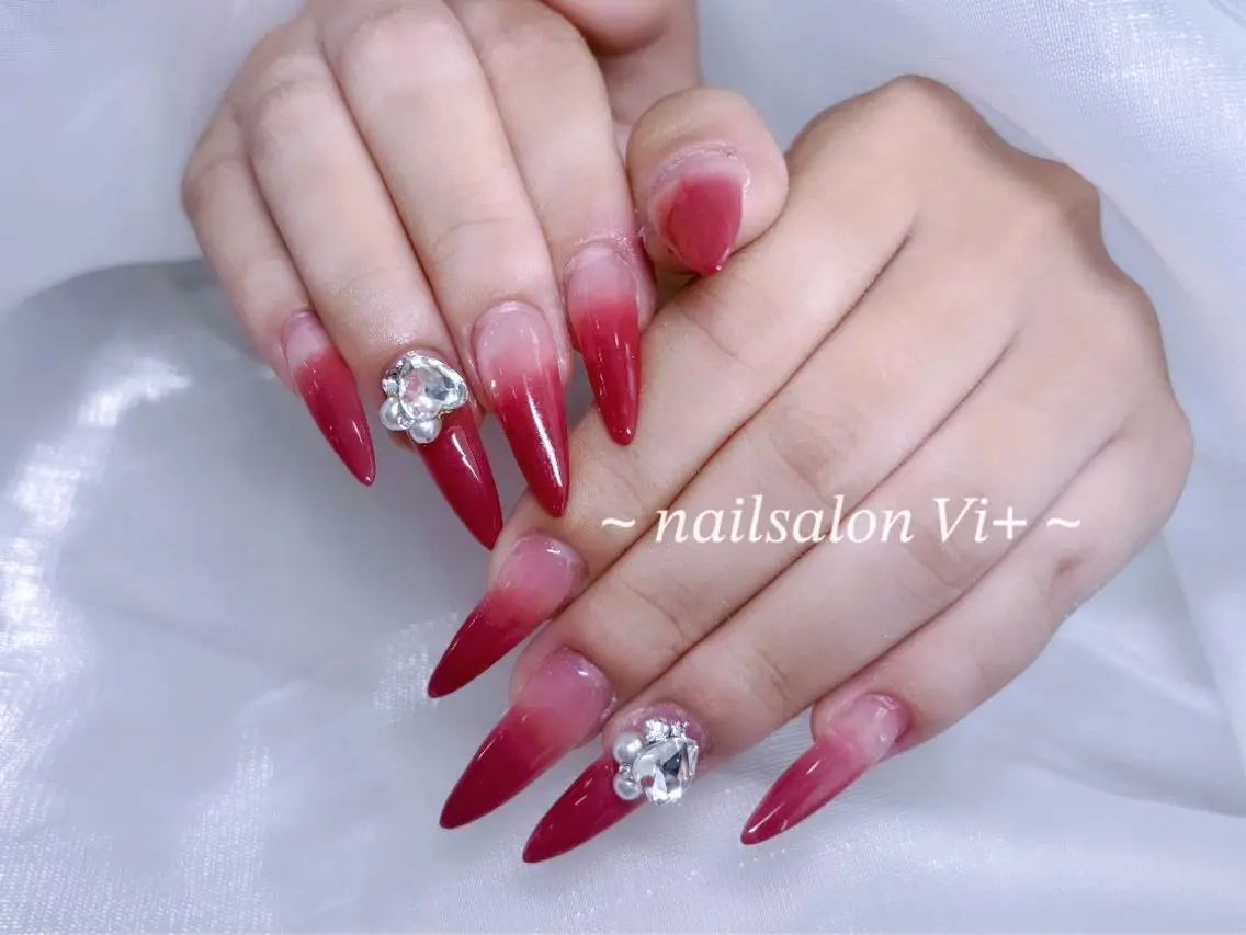 ネイル ハンドネイル Nailsalon Vi+ももか🩷のネイルデザイン