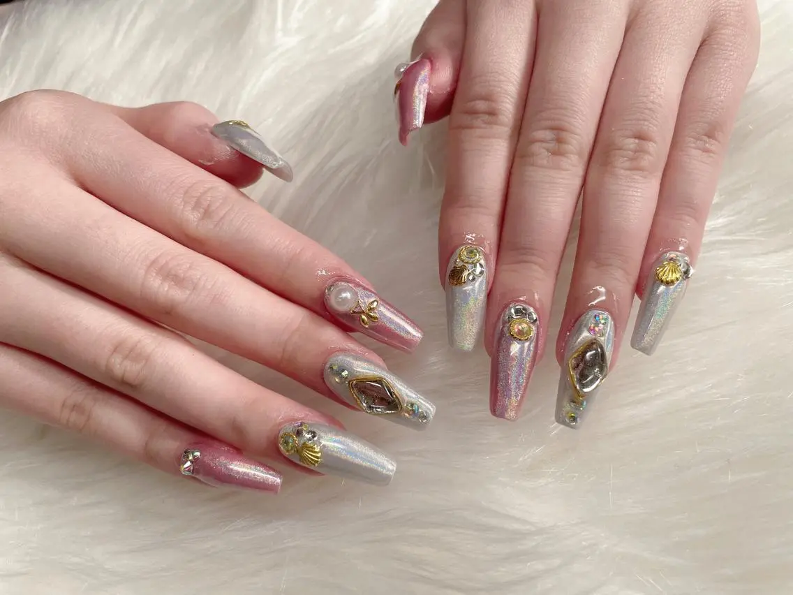 セミロング ネイル 《LB》ラブリエ Nail&eyeのマツエク・マツパデザイン
