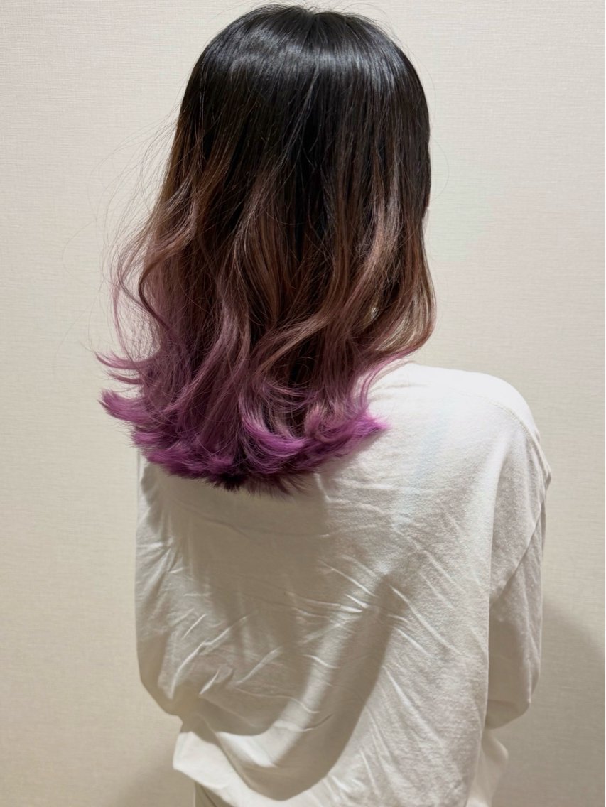 ミディアム カラー グラデーションカラー ピンクカラー バイオレットカラー バイオレットピンク ヘアカラー トリートメント 田室和幸 河原町のヘアスタイル