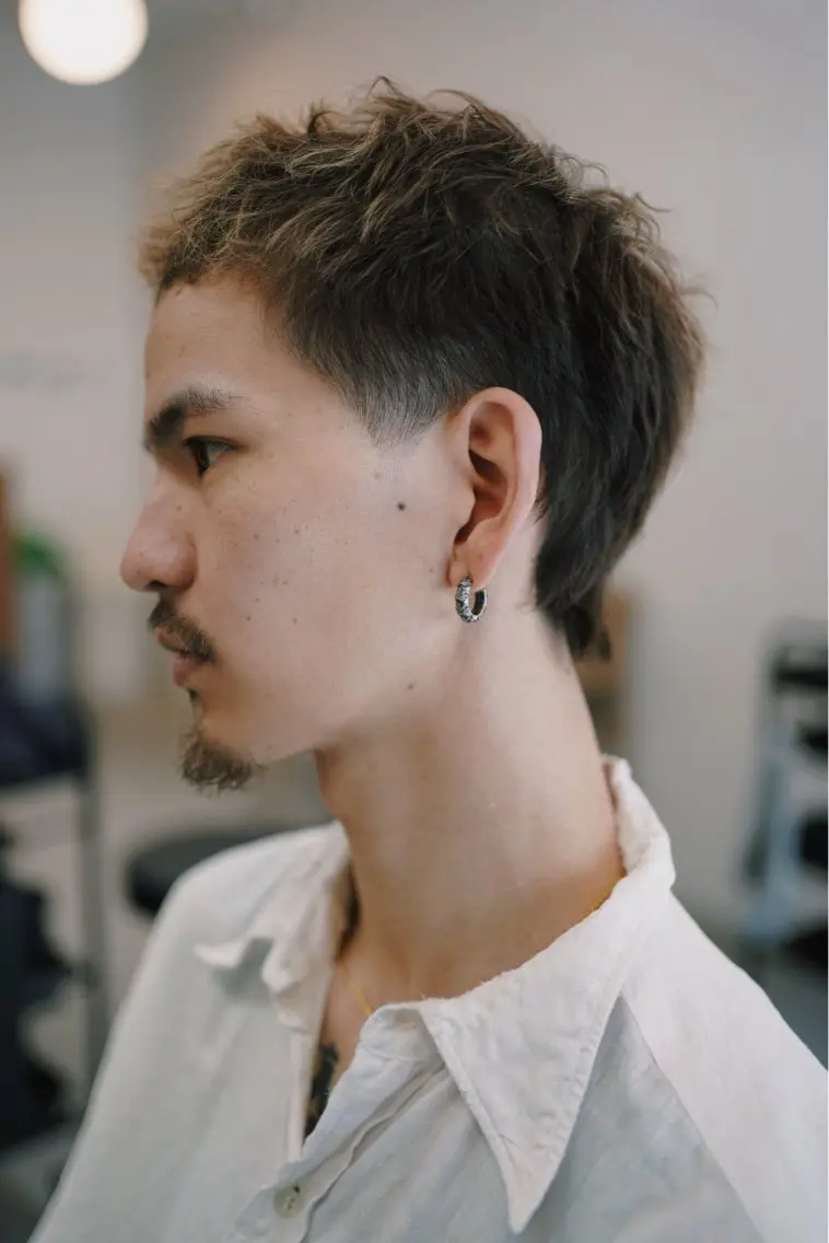 メンズ カット BROWN メンズヘアサロンのヘアスタイル