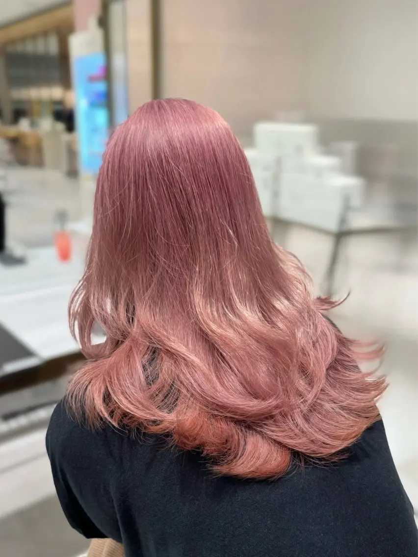 セミロング カラー ヘアカラー トリートメント ヘッドスパ ヘアセット 韓国ヘア/レイヤー/ 顔まわり/りょーとのヘアスタイル