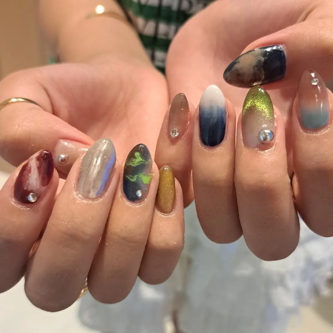 ネイル アートネイル ジェルネイル 持ち込み ハンドネイル Nail mood デザイン持ち込みokのネイルデザイン
