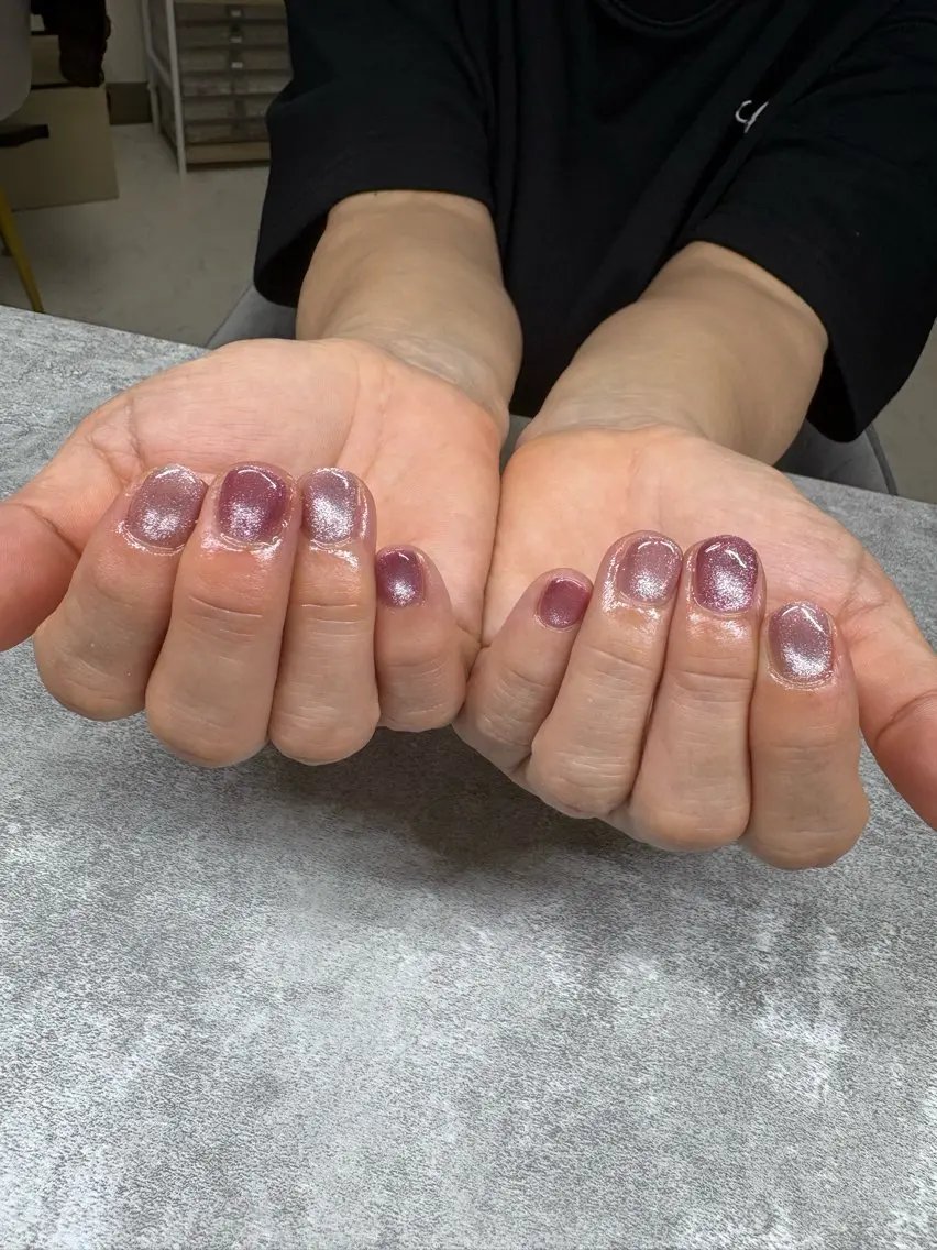 ネイル オーロラネイル ボルドー クリアネイル フラッシュネイル フットネイル ハンドネイル パラジェルフィルイン マグネット/倉持のネイルデザイン