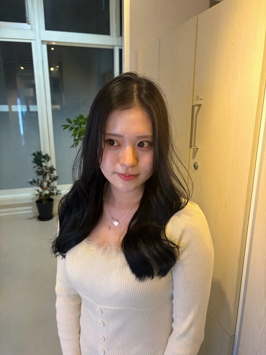ロング カラー 韓国風ヘア カット ヘアカラー トリートメント お顔周り/オリーブ/ Wカラー/mei大名のヘアスタイル