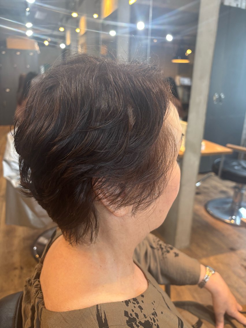 パーマ ヘアカラー 上田 瑠海音のヘアスタイル