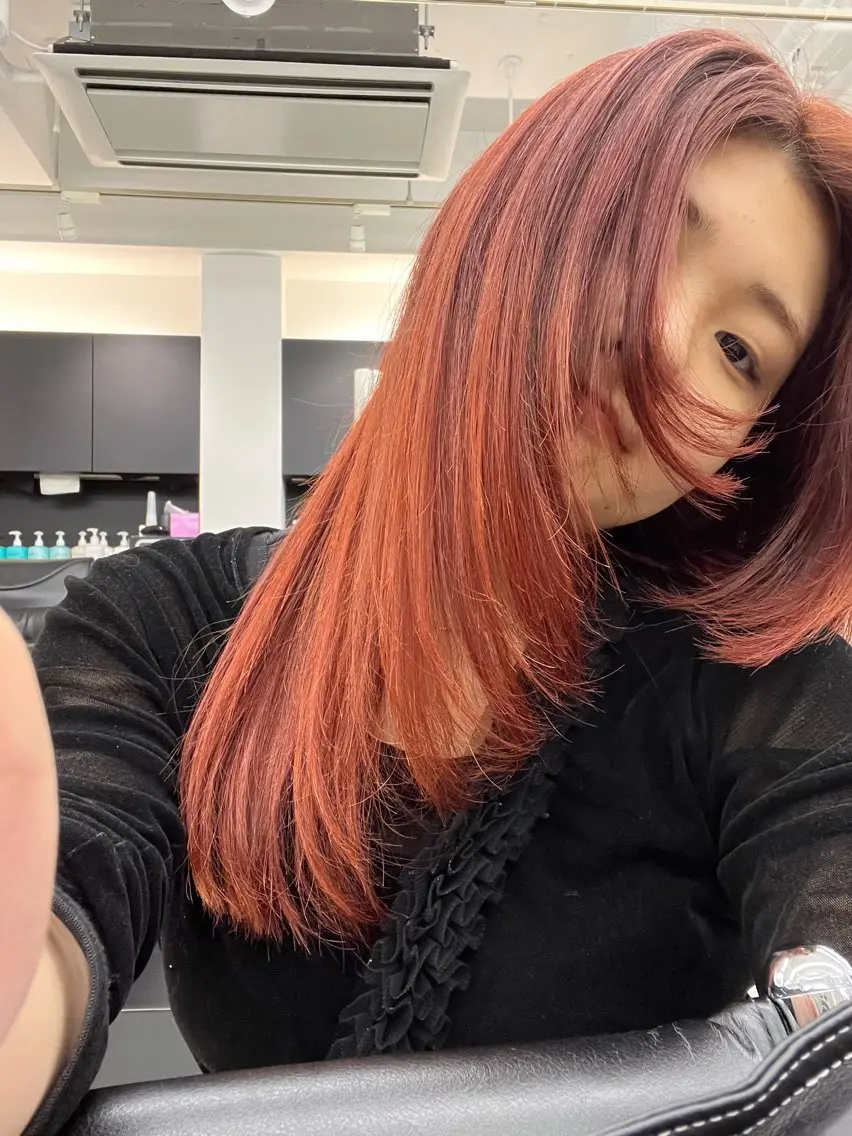 ロング 【レイヤーカット】 キサヌキミワのヘアスタイル