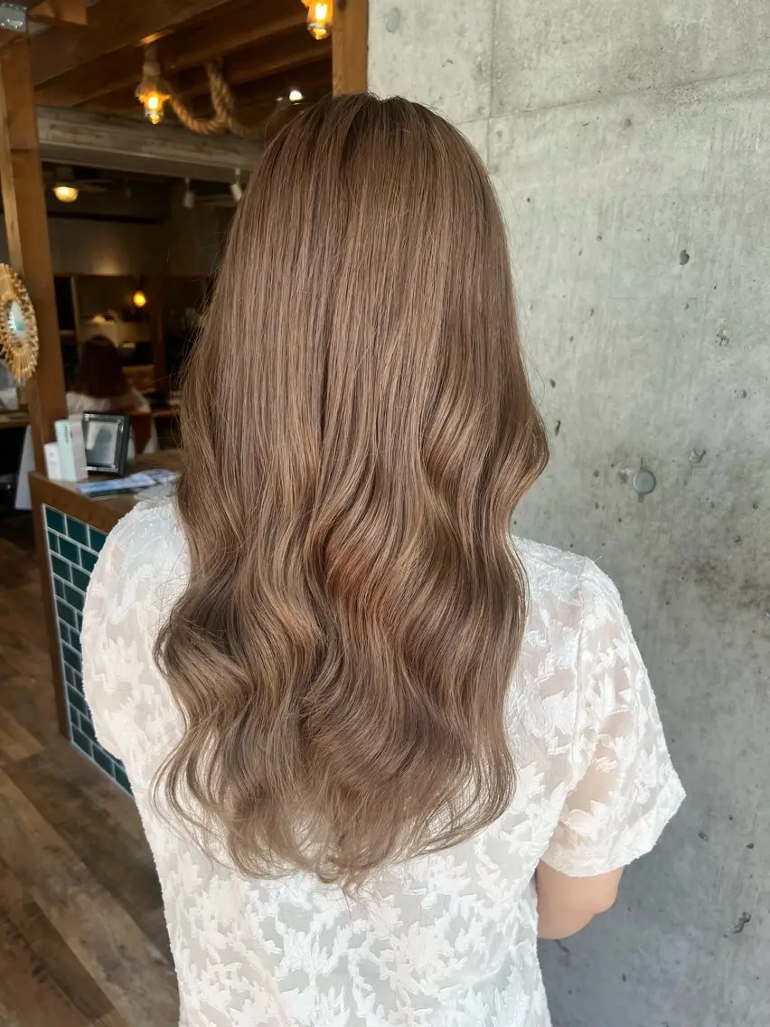 ロング カラー ピンクカラー ⭐️Manaka⭐️ 艶髪🩵ナチュラルのヘアスタイル