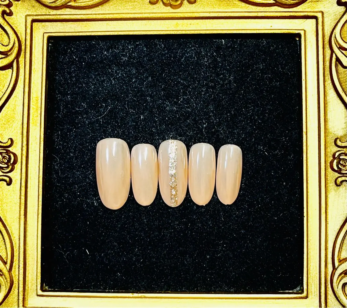 ネイル ゴールド ラメ(グリッター) プライベートサロン N's Nailのネイルデザイン