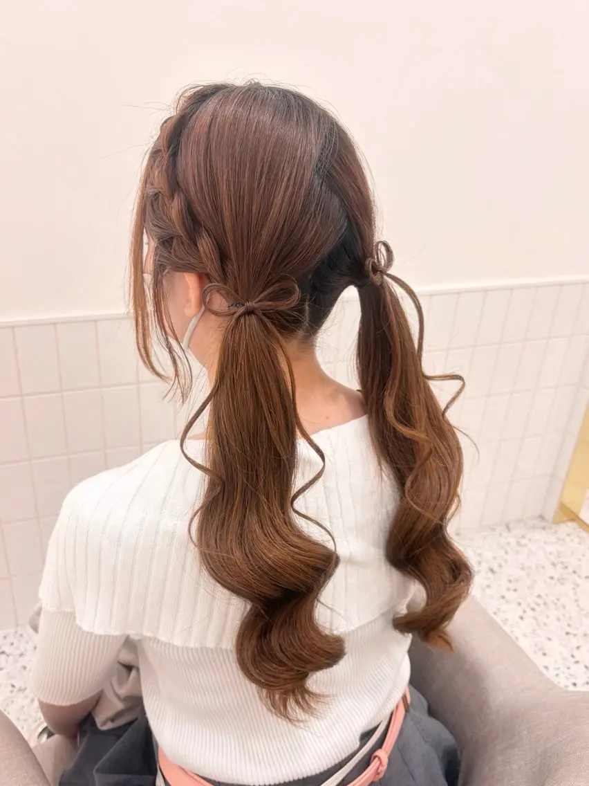 セミロング ツインテール ヨシンモリ ヘアセット 木村 しずかのヘアスタイル
