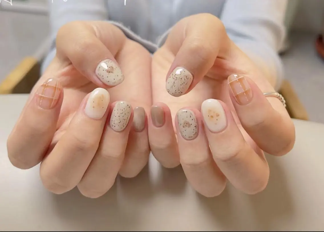ネイル ハンドネイル 🎀 NaNa_nailのネイルデザイン