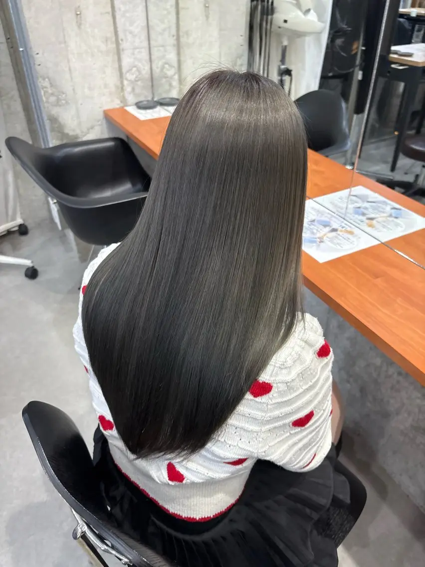 ロング トリートメント 髪質改善／縮毛矯正 関根青葉のヘアスタイル