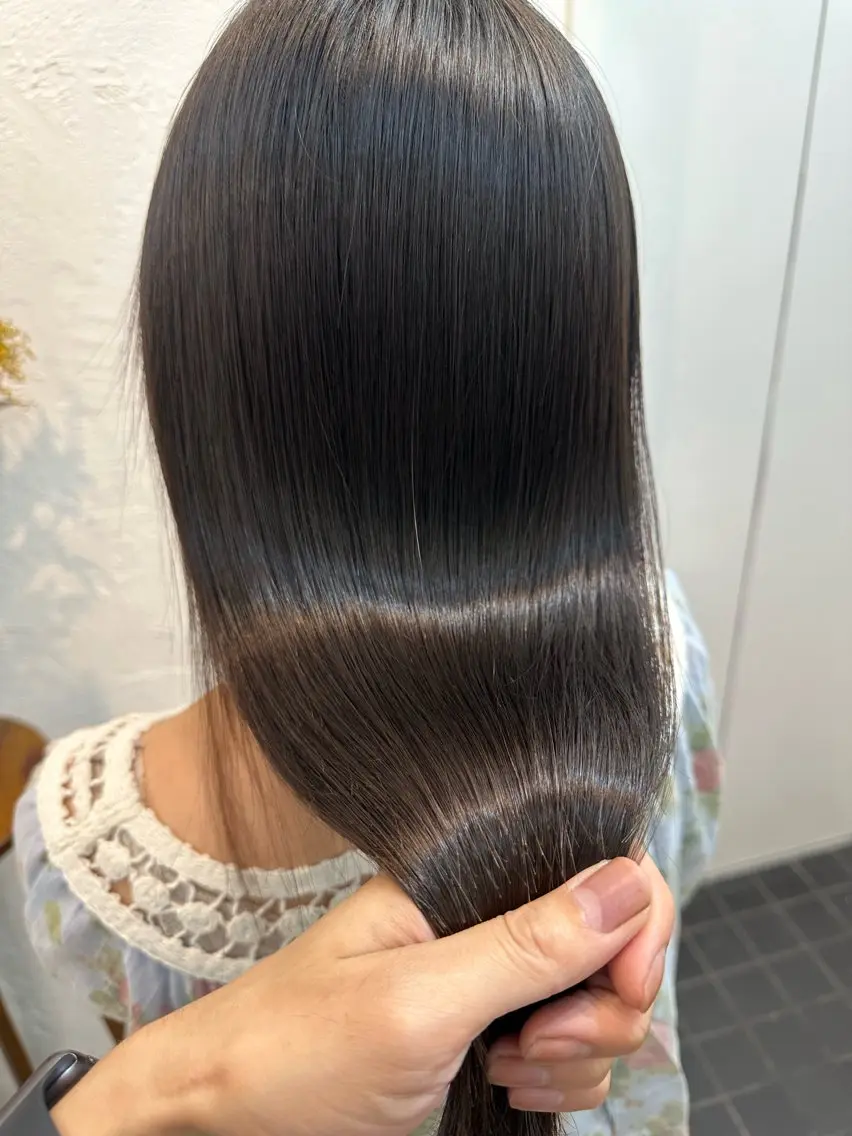 一度でうるツヤ髪質改善トリートメント(シャンプー、ドライ込み)の写真