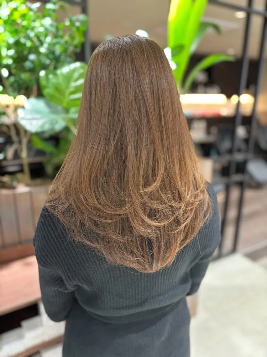ロング カラー ブラウンカラー レイヤーカット カット ヘアカラー トリートメント Nanako Miyazakiのヘアスタイル