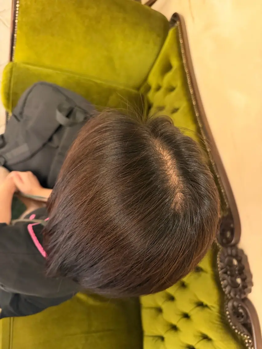ショート ヘアカラー 吉川 翼のヘアスタイル