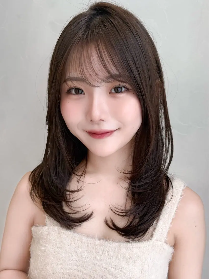 ミディアム ヘアカラー 五百木 風乃のヘアスタイル