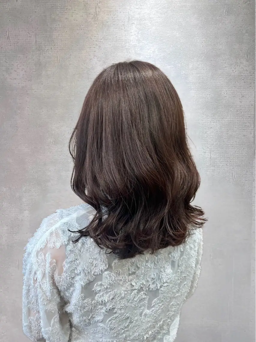 セミロング ヘアカラー 飛田 真彩のヘアスタイル