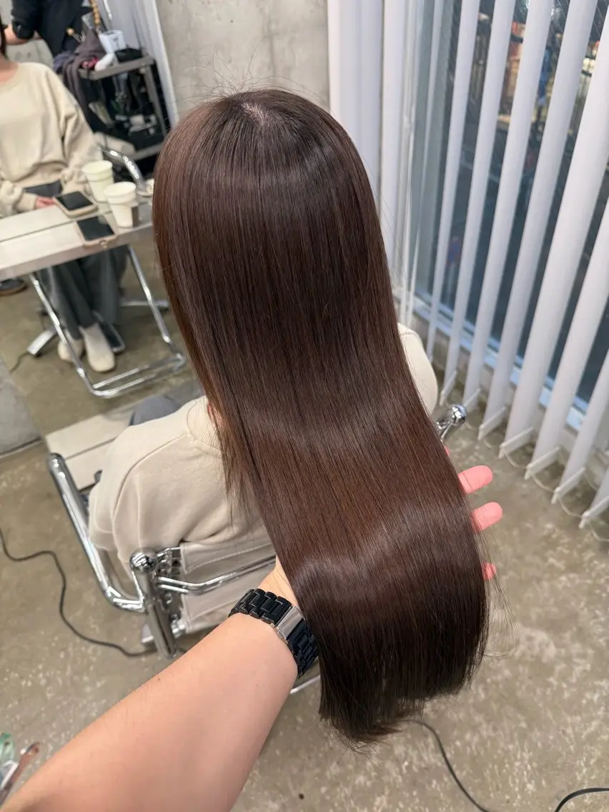 ロング カラー ブラウンカラー カット ヘアカラー トリートメント 高橋大樹/グレー ジュ/ブリーチなしのヘアスタイル