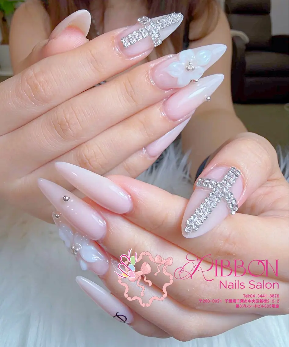 ネイル フットネイル フレンチネイル ジェルネイル マグネットネイル 持ち込み ハンドネイル Ribbonnail salonのネイルデザイン