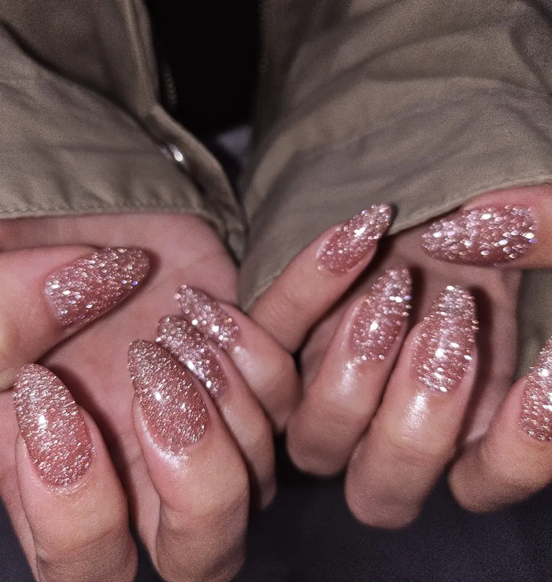 ネイル フラッシュネイル ジェルネイル キラキラネイル ワンカラーネイル パラジェル ハンドネイル puku nail 🌼kazu🌼のネイルデザイン
