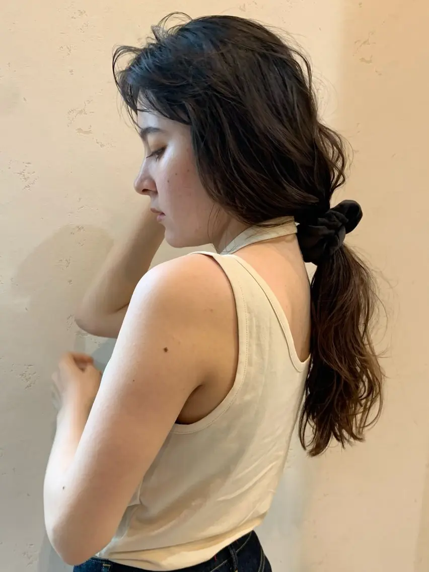 ロング カラー ヘアアレンジ ブラウンカラー ロング カット ヘアカラー トリートメント 落合希 Olivebeigeのヘアスタイル