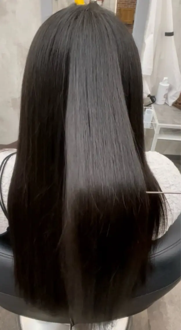 ロング 藤田 麗安のヘアスタイル