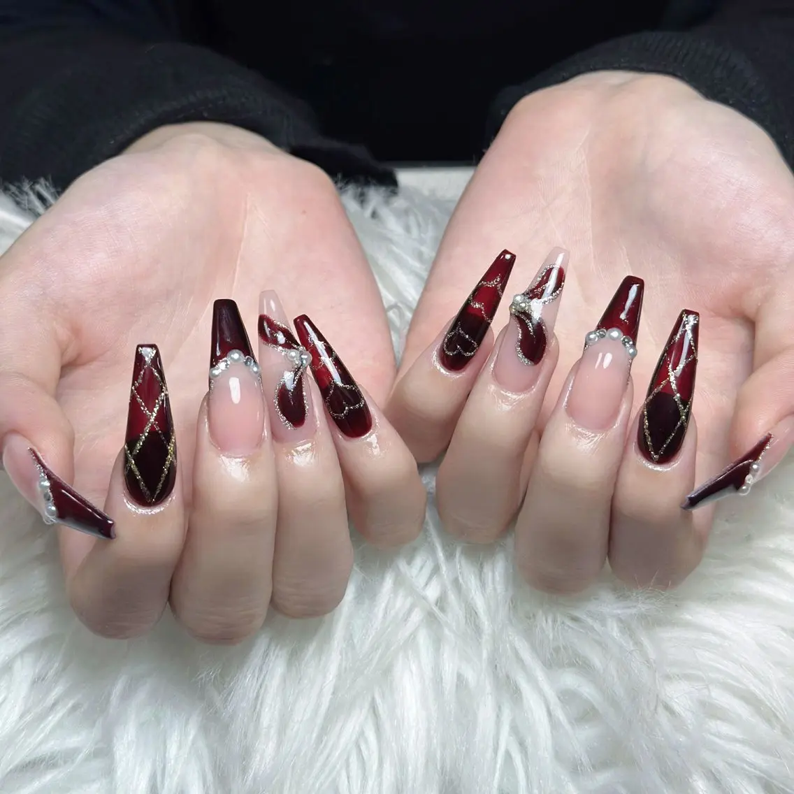 ネイル オーロラネイル ボルドー ブラウン 氷ネイル・うるうるネイル キラキラネイル Julli NailStudioのネイルデザイン