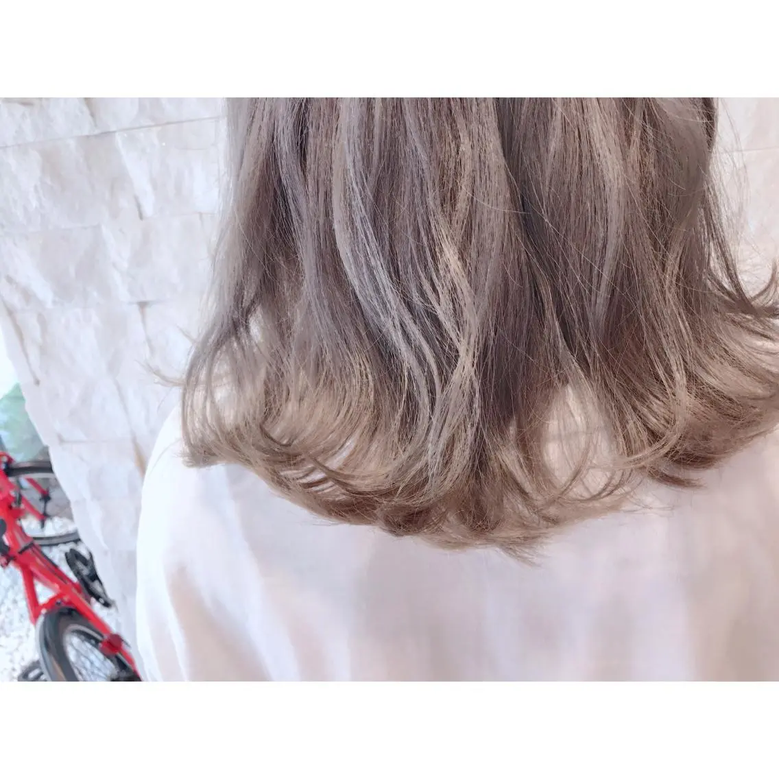 ミディアム YUI𓍯エクステ /ニュアンスカラーのヘアスタイル
