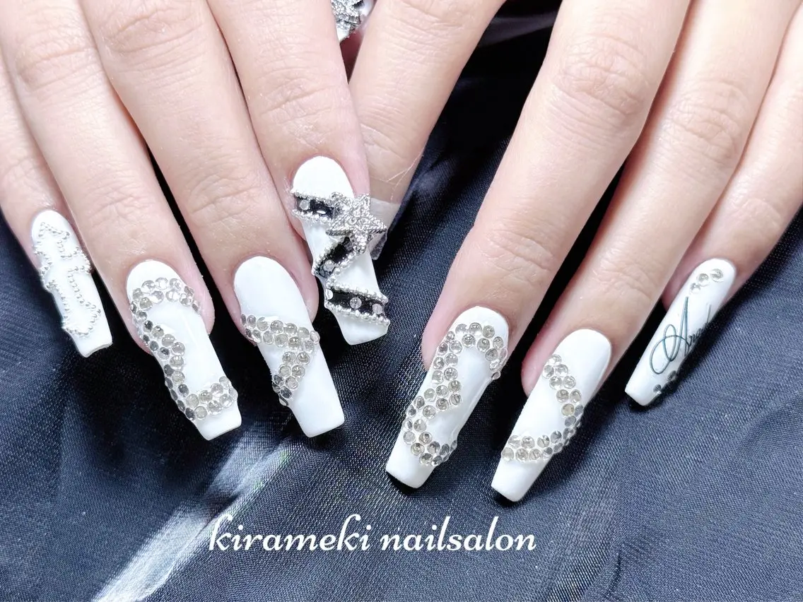 ロング ハンドネイル kirameki nail salonのネイルデザイン