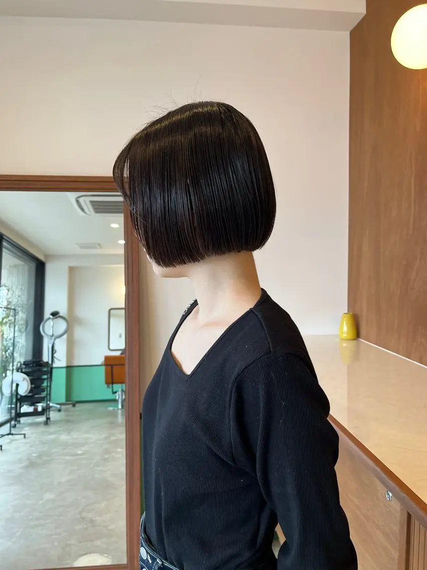 ショート ボブ LOBBY HIMERIのヘアスタイル